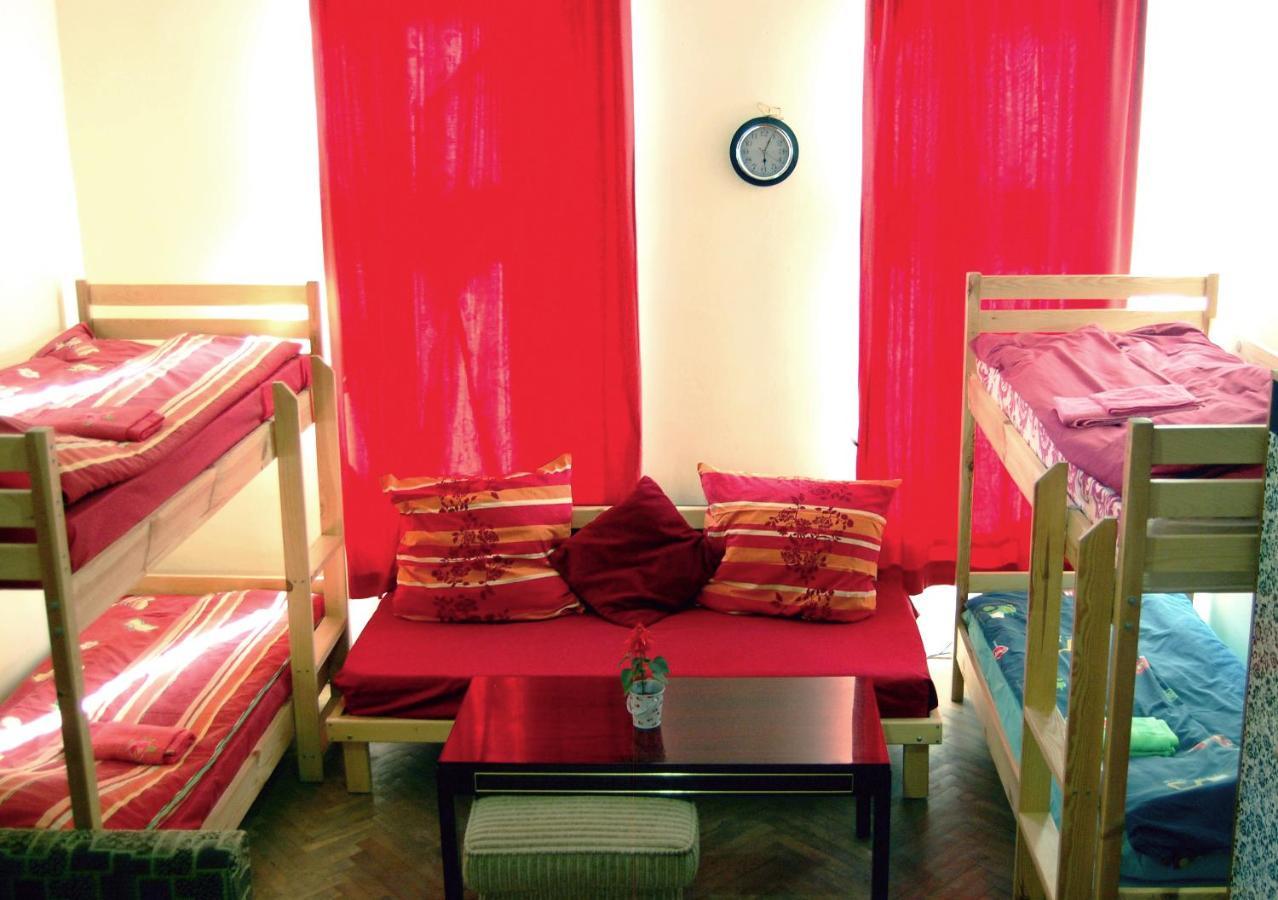 Hostel Drive Львів Екстер'єр фото