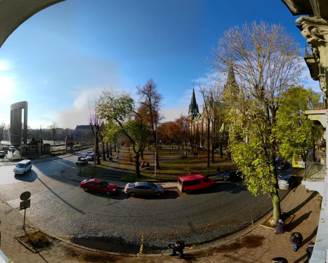 Hostel Drive Львів Екстер'єр фото