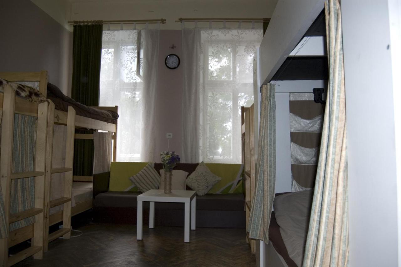 Hostel Drive Львів Екстер'єр фото