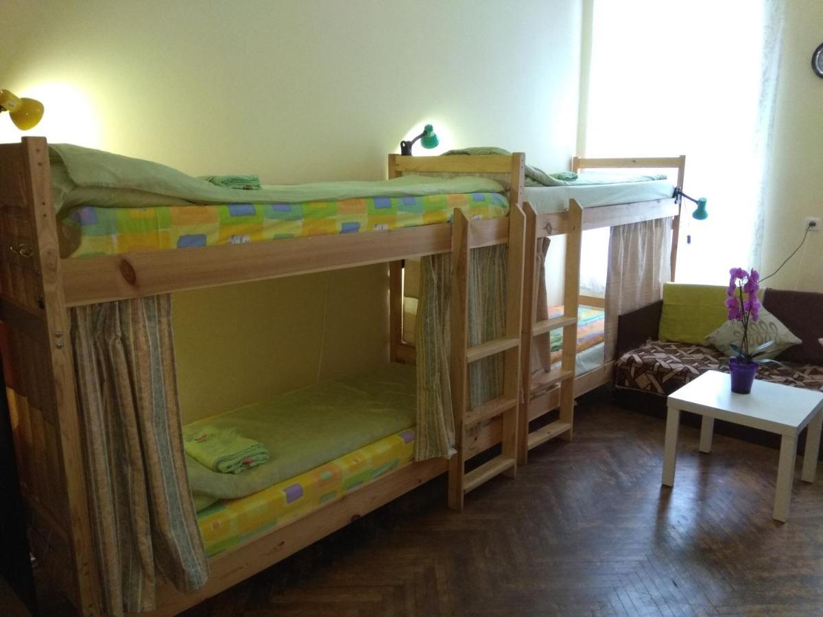 Hostel Drive Львів Екстер'єр фото