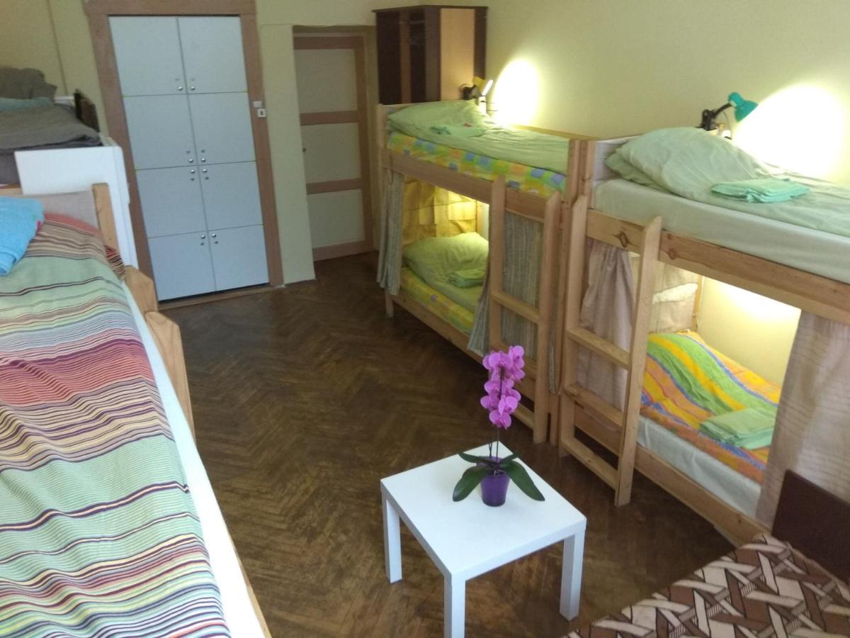 Hostel Drive Львів Екстер'єр фото